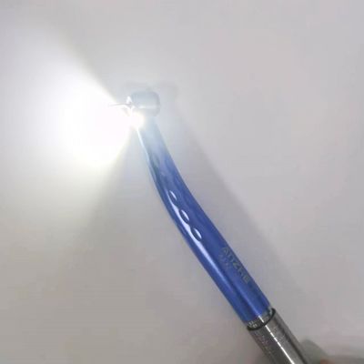 مصباح LED بزر ضغط قبضة يد هوائية للأسنان مع رذاذ ماء داخلي لقبضة يد الأسنان