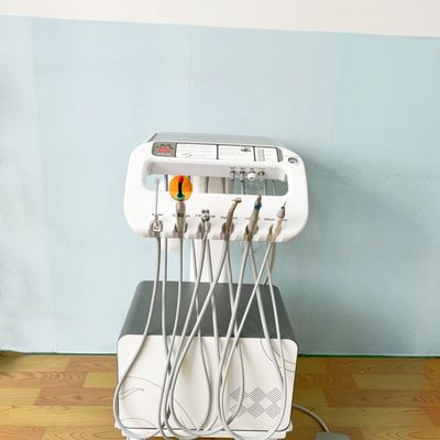 سعر جيد مصنع فوشان 550W وحدة أسنان محمولة أفضل مبيعات العلاج الأسنان المحمول عربة الكهرباء العربة الأسنان المتنقلة الانترنت